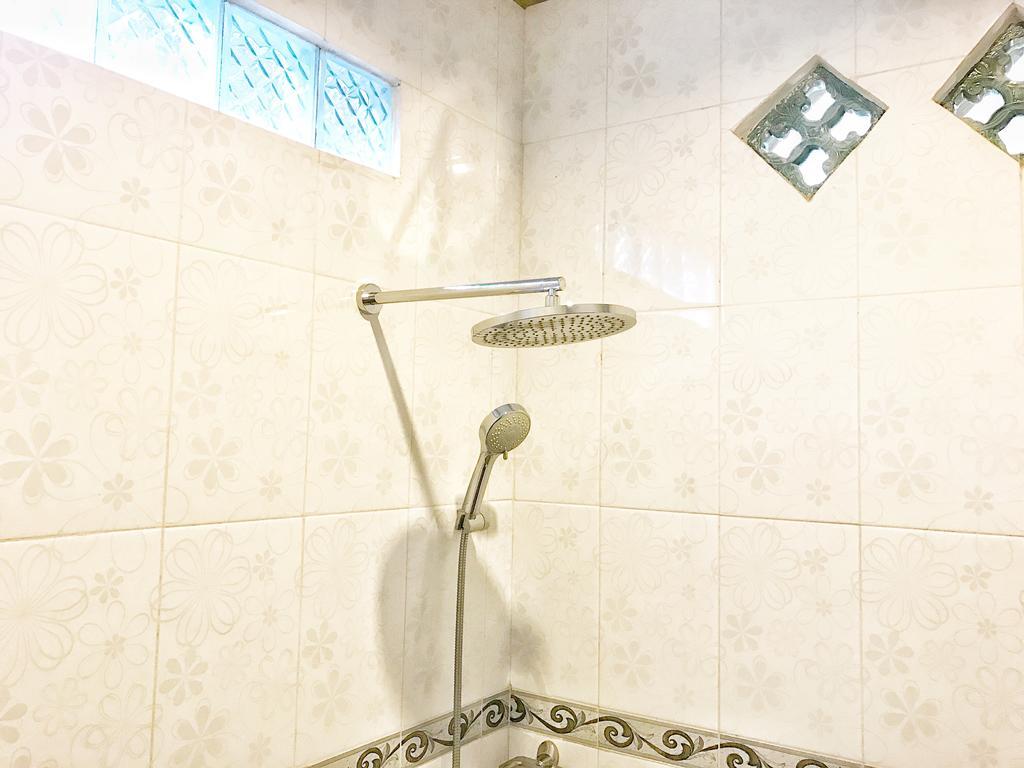 ウブド サプタ ハウス Bed & Breakfast エクステリア 写真